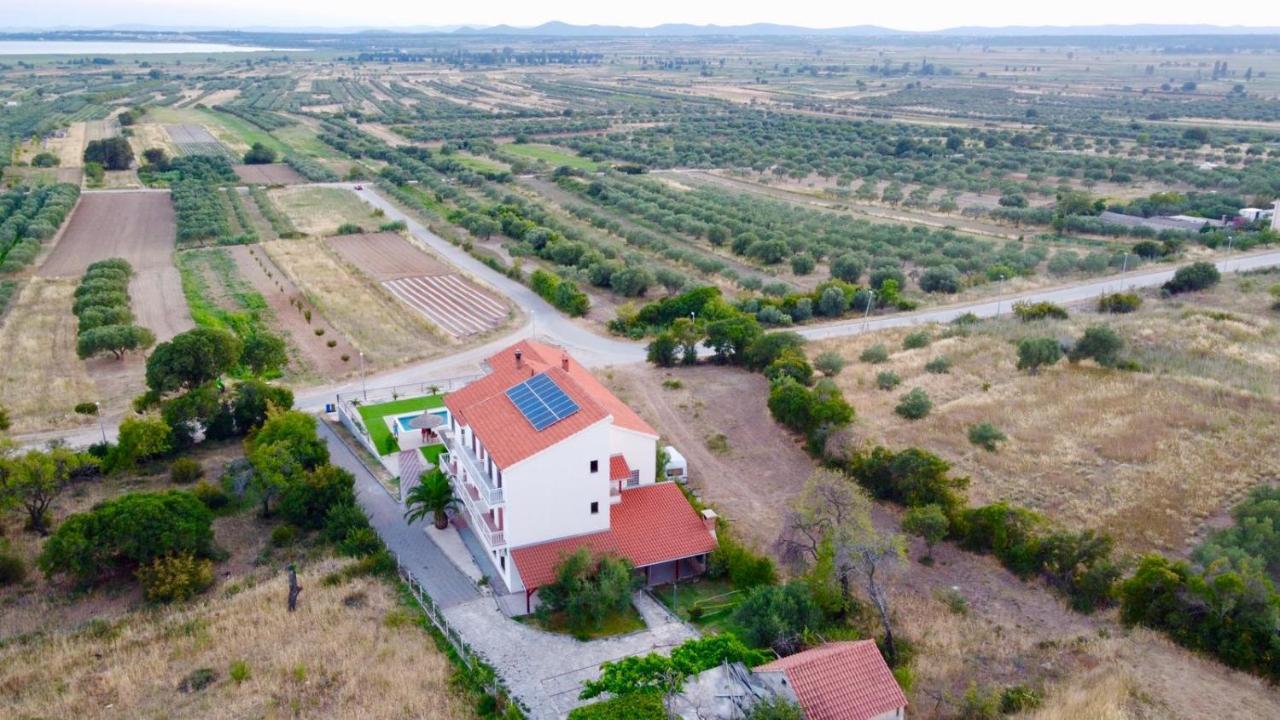 Apartmani Viktorija Vrana  Exterior foto